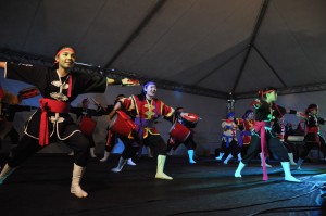apresentação na festa de encerramento. Foto de Rodrigo Juste Duare