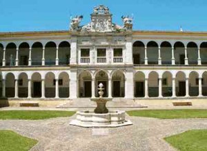 Universidade de Évora - Portugal