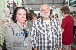 Professores Wilson Alcântara Soares e Giselle Munhoz Alves