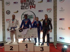 Heloise Kulig conquista o 3º lugar na seletiva para o Campeonato Mundial de Jiu Jitsu