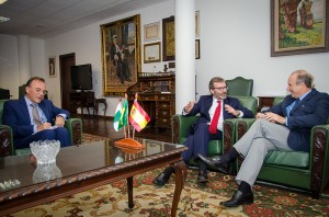 Visita do consul geral da Espanha à UFPR