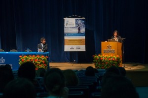 Professores da Universidade de Los Lagos (Chile) abriram o evento, mostrando um pouco da realidade da educação chilena - FOTO: Ana Assunção
