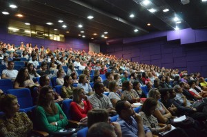 Palestra de Roberto Lent. Foto: Aspec
