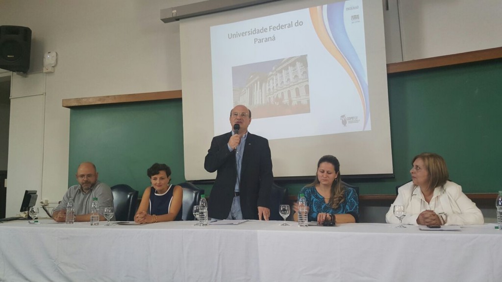 Mesa de abertura da aula inaugural do Parfor 2016. Imagem: Copefor/UFPR