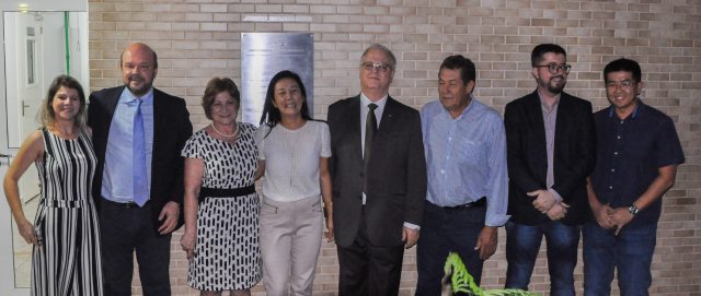 Autoridades estiveram presentes na solenidade de inauguração do laboratório de Biotecnologia, no Setor Palotina da UFPR. Foto: Ray Garbelotti/UFPR