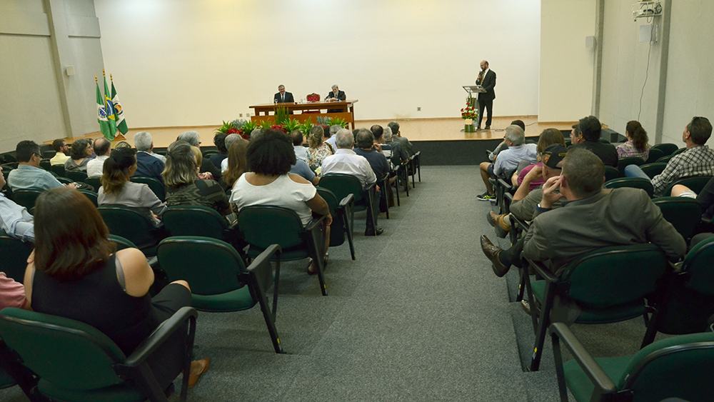 Auditório do Setor de Ciências Agrárias – Anfiteatro do Bloco Didático
