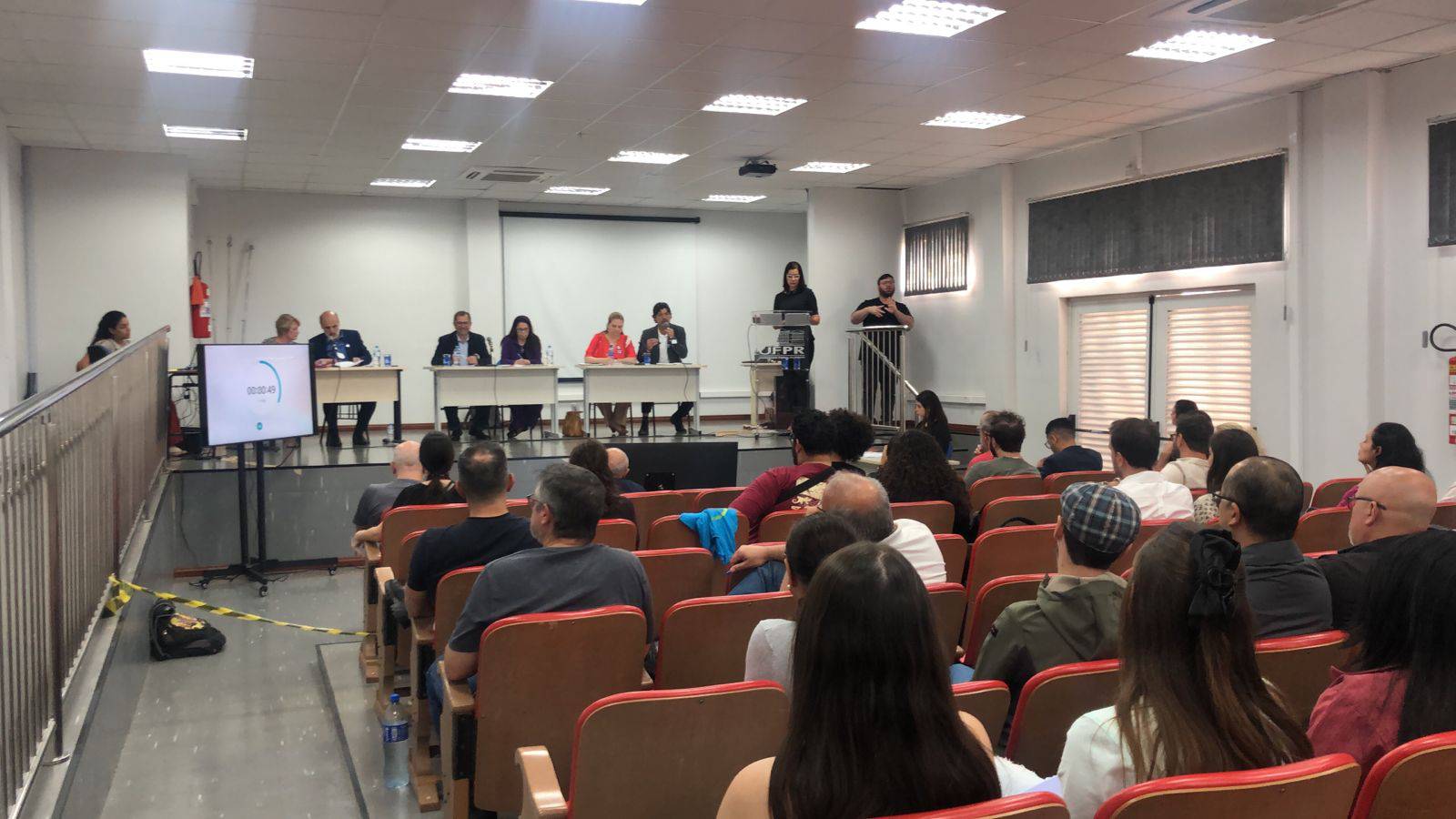 debate-palotina